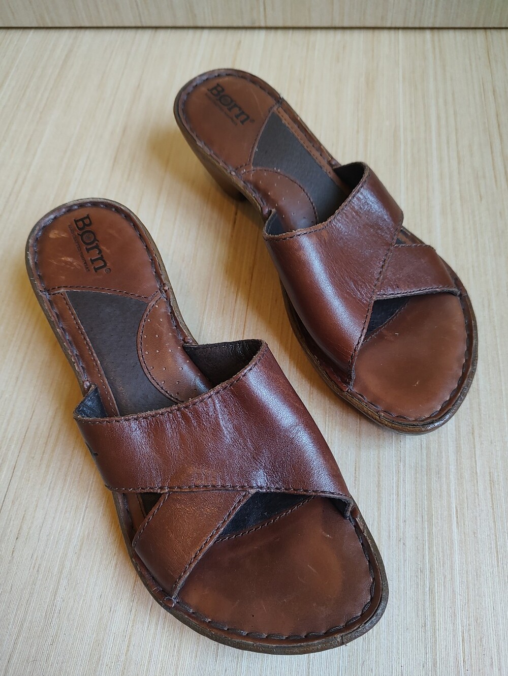 Born Women's Leather Slides Sandals Brown Logo Heels Shoes Open Toe 7 EUR 38